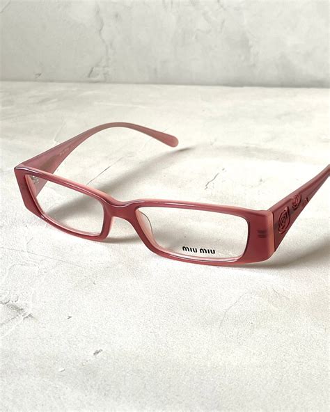 miu miu 90's bayonetta glasses